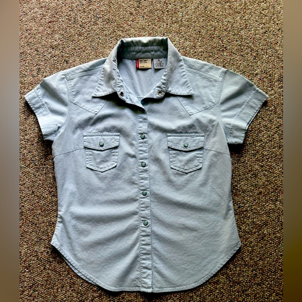 Levi Red Tab Cotton Shirt. Size M